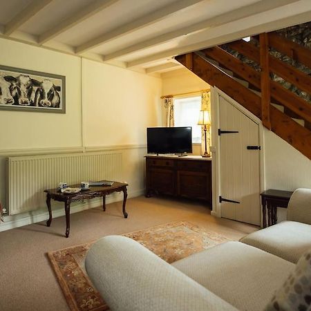 Dairy Cottage At Scolton Cottages - Indoor Pool Haverfordwest Exterior foto